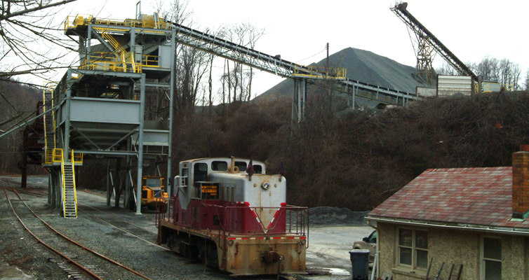 Dyers Quarry Locomotive.jpg