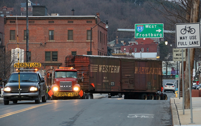 Boxcar02small.JPG