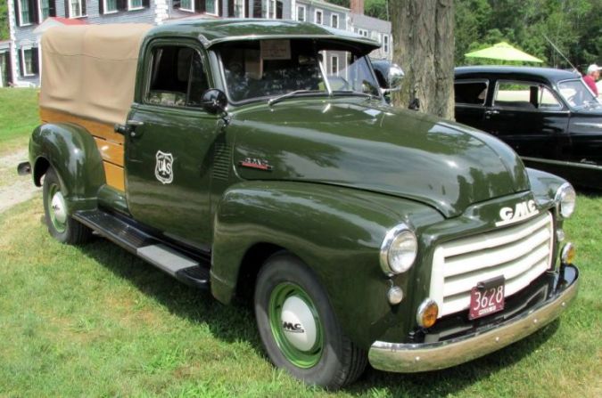 1951gmcbrewster2015.jpg