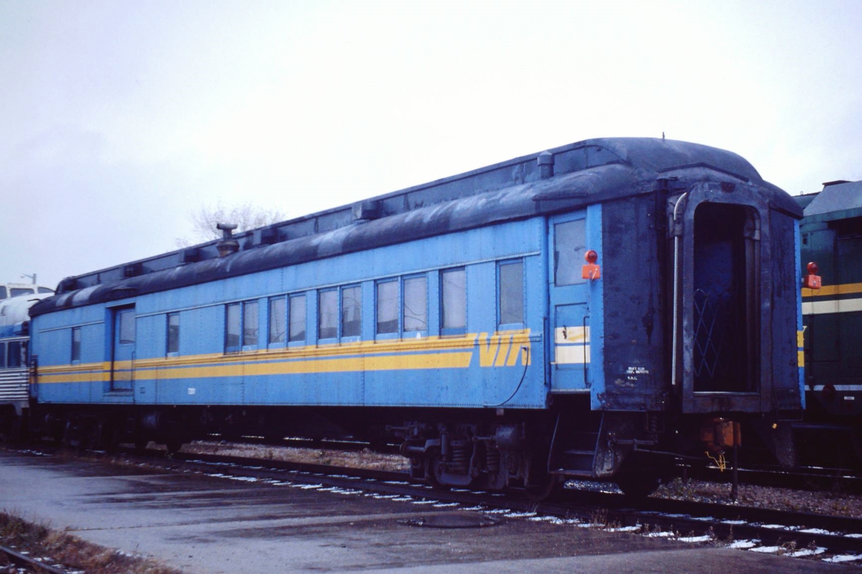 97-944a.JPG