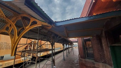 2021-11-23_Train_Shed_Roof_Painting_Damon_Cackley_View3.jpg