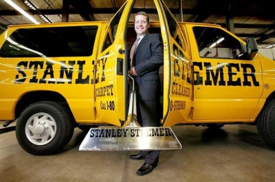 stanleysteemerfederalyellow.jpg