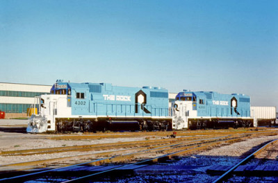 CRIP-GP38-2-AWAIT=DELIVERY-LA-GRANGE-P-COOK.jpg