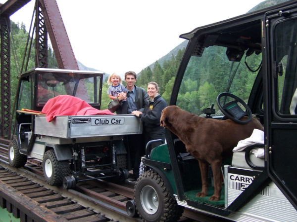 Train-Track-Golf-Cart-In-Use.jpg