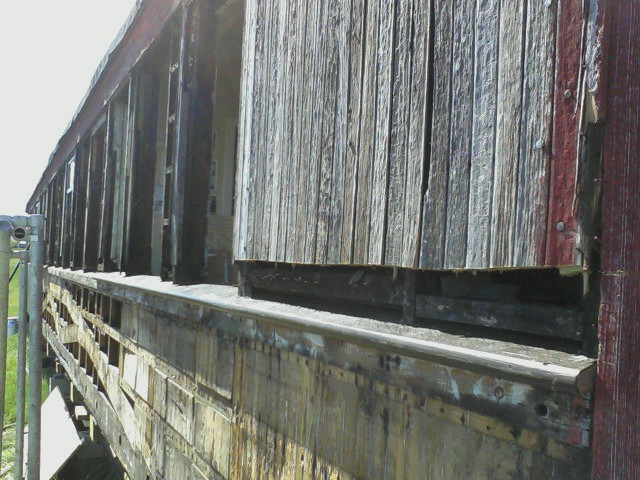 0618101557a_0001.jpg