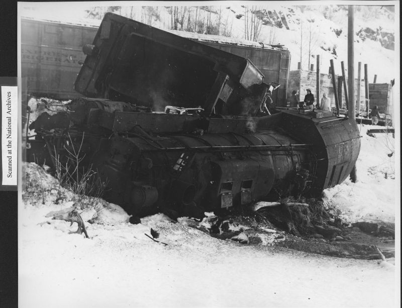 556 and 559 derailment reduced - 5.jpg
