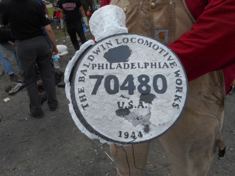 557 builder's plate reduced.jpg