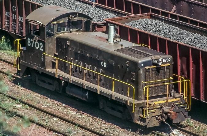 cr8702.jpg