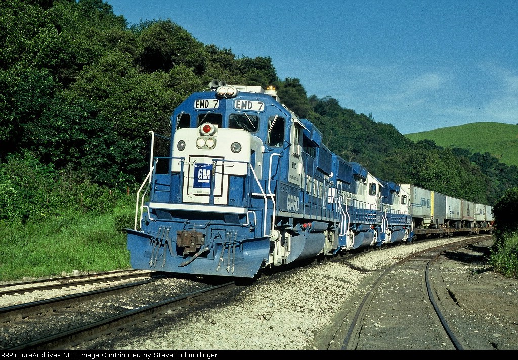 EMD_7_East_GlenFrazer.jpg