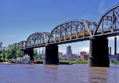 UP-E8-BRIDGE-OMAHA-NE-P-COOK.jpg