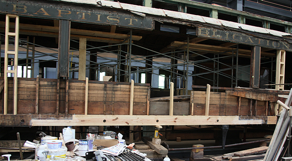 110820 Chapel Car North Diner Entrance small.jpg