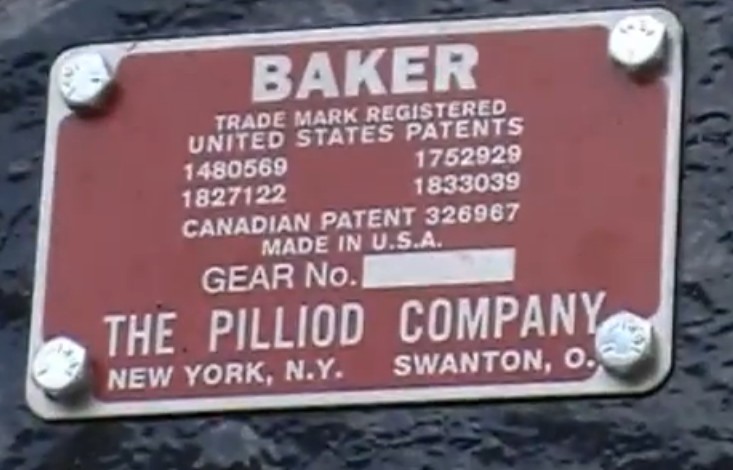 611 N&W Pilliod-Baker Valve Gear Frame Plate.jpg