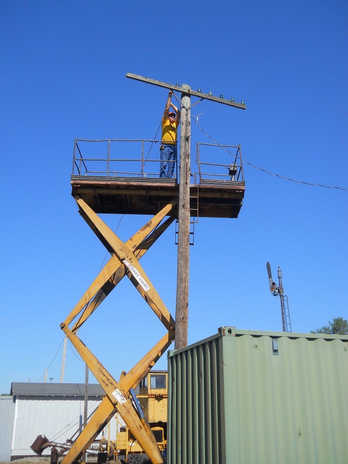 Tall artifact day at HVRM 8-22-15 004.JPG