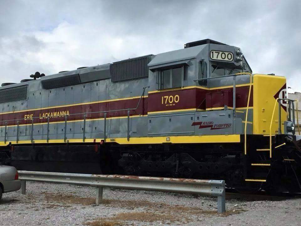 EL 1700.jpg